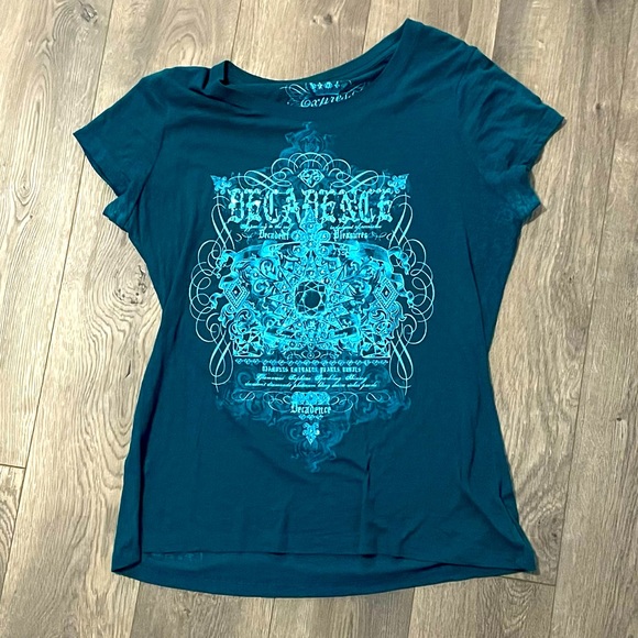 Express designer womenswear top with rhinestones details. In good condition. - Picture 2 of 4